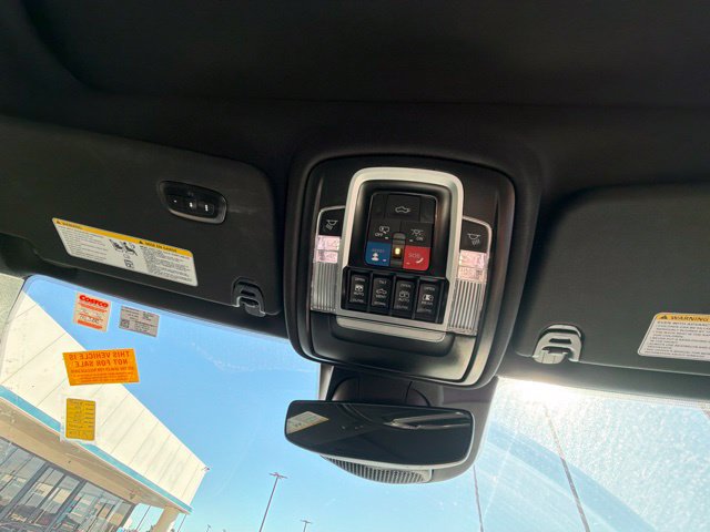 Used 2024 RAM 1500 Limited AWD/4WD image 35
