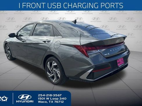 Used 2024 Hyundai Elantra SEL w/ Convenience Package image 10