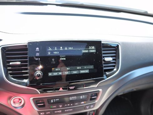 Used 2023 Honda Passport EX-L image 21