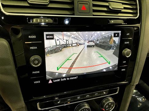Used 2019 Volkswagen GTI S FWD image 36