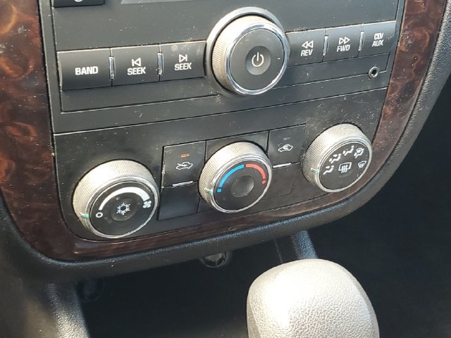 Used 2012 Chevrolet Impala LS FWD image 18