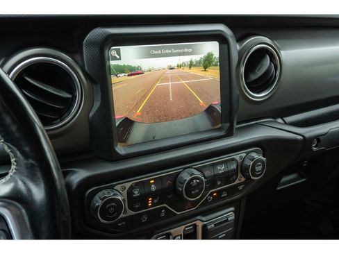 Used 2021 Jeep Gladiator Rubicon image 21