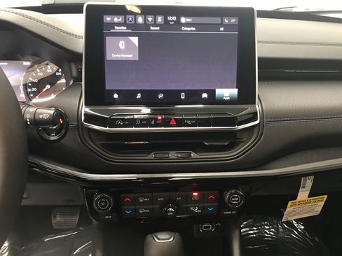 New 2026 Jeep Compass Limited image 22