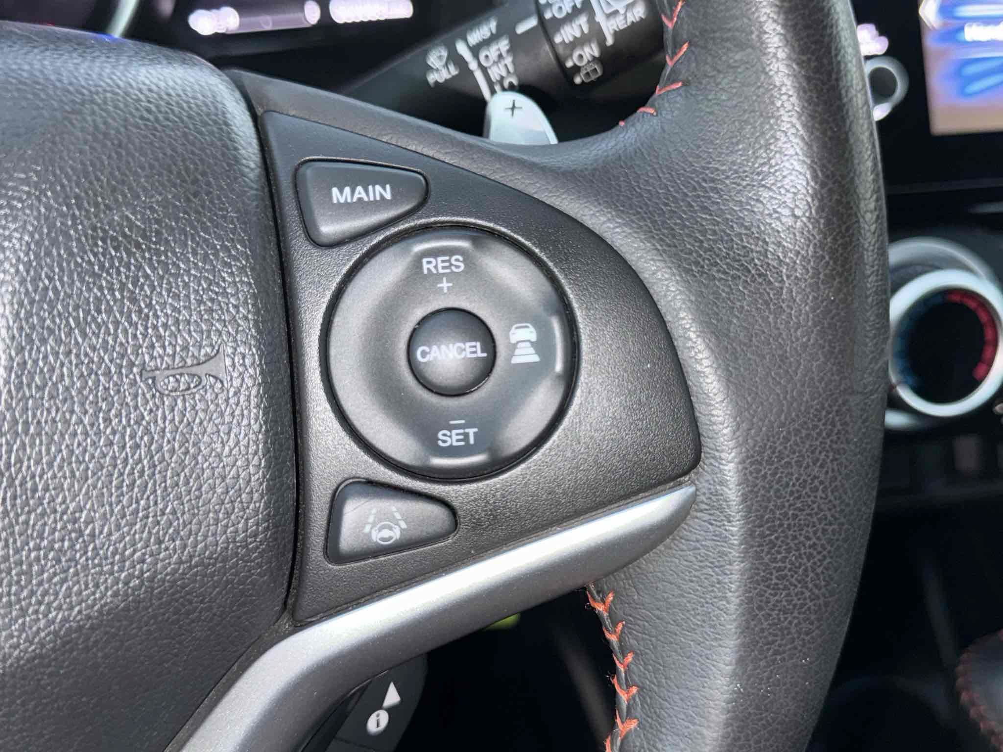 Used 2018 Honda Fit Sport image 19