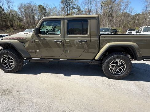 New 2026 Jeep Gladiator Rubicon AWD/4WD image 11