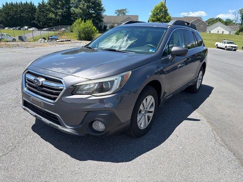 Used 2019 Subaru Outback 2.5i Premium AWD/4WD image 2