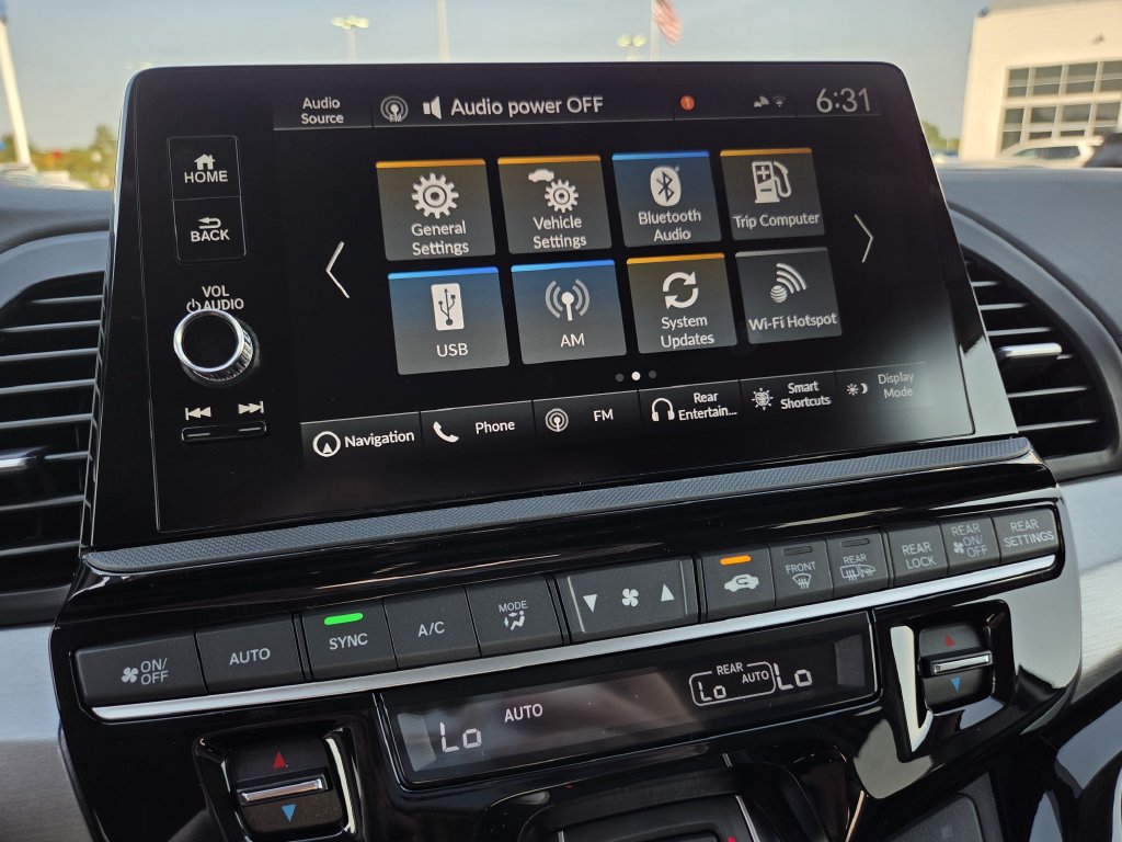 New 2026 Honda Odyssey Touring image 9