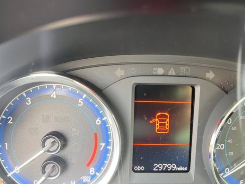 Used 2019 Toyota Corolla LE w/ Carpet Mat Package (TMS) image 20