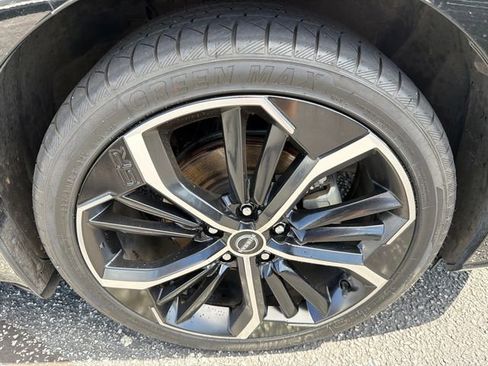 Used 2023 Nissan Altima 2.5 SR w/ SR Premium Package image 12