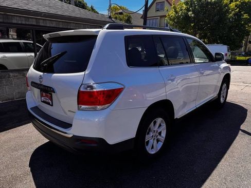 Used 2013 Toyota Highlander SE AWD/4WD image 6