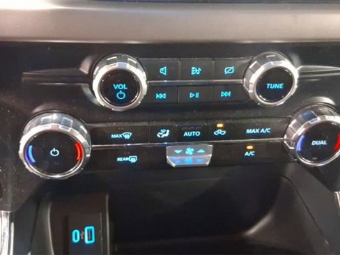 Used 2024 Ford F150 XLT w/ Mobile Office Package image 27