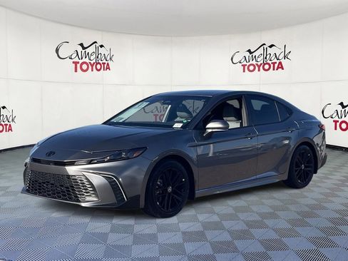 New 2026 Toyota Camry SE image 4