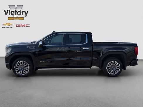 Used 2023 GMC Sierra 1500 Denali Ultimate AWD/4WD image 3