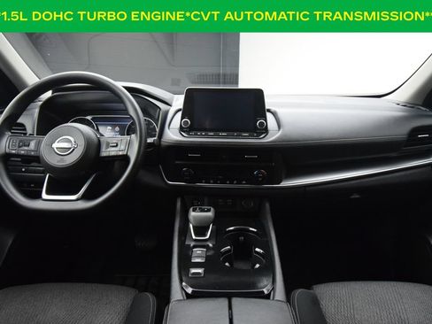 Used 2024 Nissan Rogue SV FWD image 4