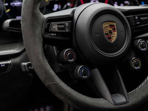 Used 2025 Porsche 911 GT3 RS RWD image 22