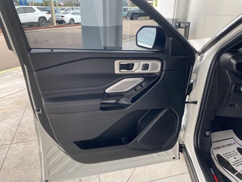 Certified 2024 Ford Explorer ST w/ Equipment Group 401A image 9