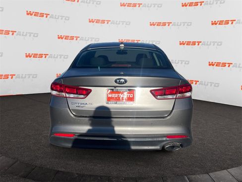 Used 2016 Kia Optima LX w/ LX Convenience Package image 4