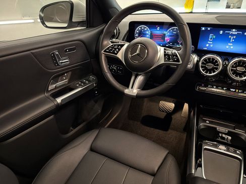 Certified 2026 Mercedes-Benz GLB 250 image 27