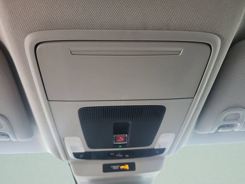 Used 2025 Honda Accord LX image 17