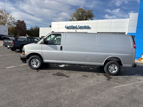 New 2025 Chevrolet Express 2500 Extended w/ Driver Convenience Package image 5