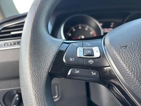 Used 2020 Volkswagen Tiguan S FWD image 16