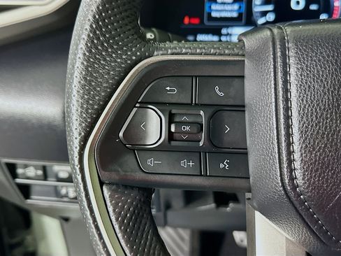 Used 2025 Toyota Tundra Limited image 16