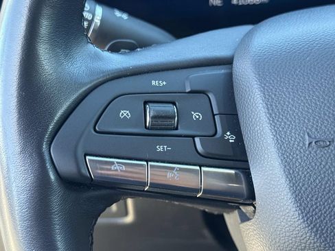 Used 2024 Cadillac XT4 Premium Luxury AWD/4WD image 8