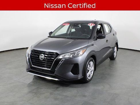 Certified 2021 Nissan Kicks S FWD image 2