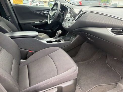 Used 2024 Chevrolet Malibu LT FWD image 16