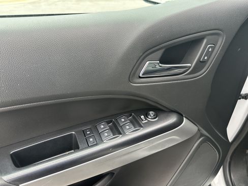 Used 2022 Chevrolet Colorado ZR2 AWD/4WD image 11