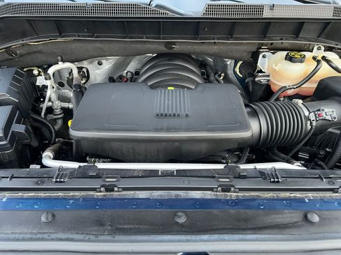 Used 2023 Chevrolet Silverado 1500 RST AWD/4WD image 7