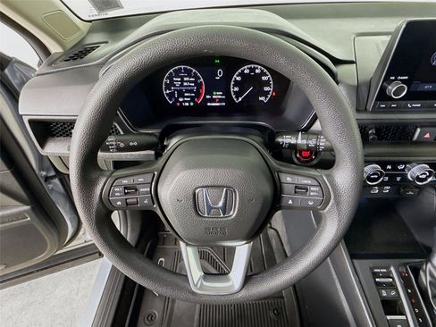 Used 2025 Honda CR-V EX image 12