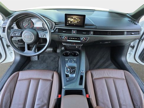 Used 2019 Audi A4 2.0T Premium image 10