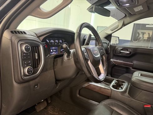 Used 2020 GMC Sierra 1500 SLT w/ SLT Premium Plus Package AWD/4WD image 13