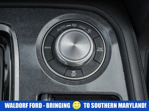 Used 2022 Nissan Armada SV w/ Cargo Package image 30