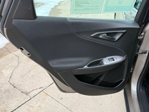 Used 2024 Chevrolet Malibu LT image 16