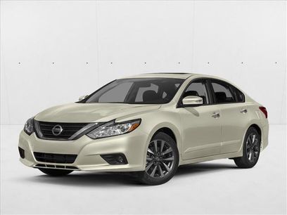 Used 2016 Nissan Altima 2.5 SL w/ 2.5 Technology Package