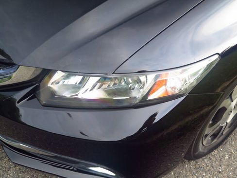 Used 2013 Honda Civic Hybrid Sedan image 29