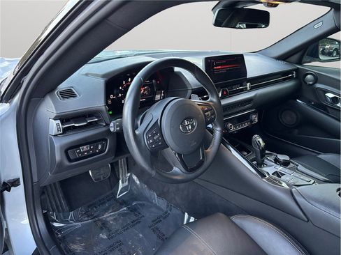 Used 2021 Toyota Supra Premium image 6