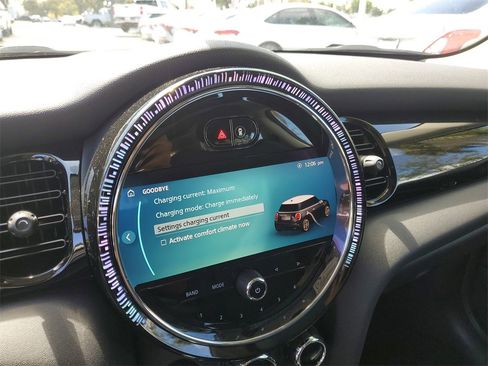 Used 2023 MINI Cooper SE image 27