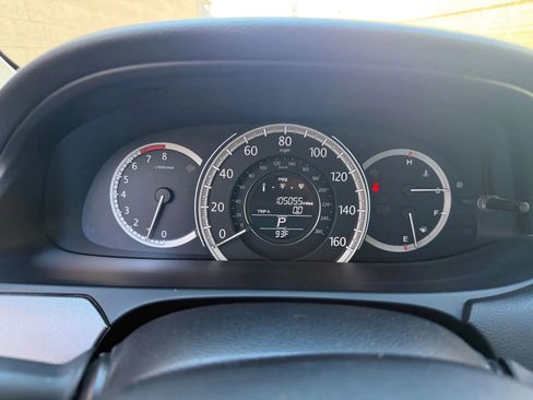 Used 2015 Honda Accord LX image 19