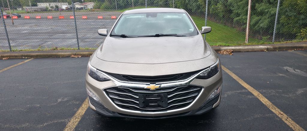 Used 2023 Chevrolet Malibu LT FWD image 1