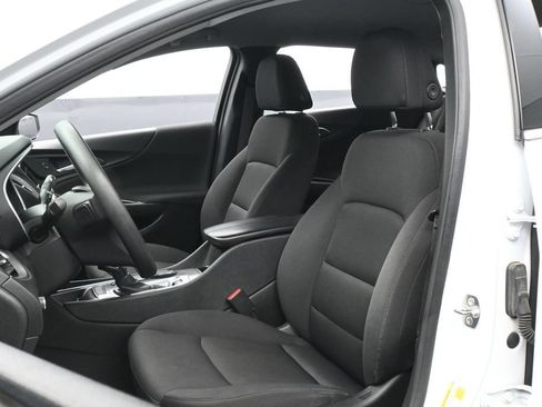 Used 2024 Chevrolet Malibu LT FWD image 10