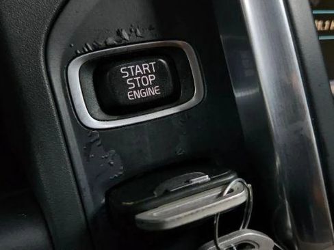 Used 2015 Volvo XC60 T6 Premier Plus image 34