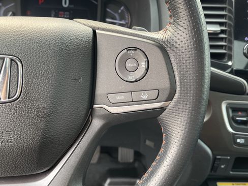 Used 2022 Honda Passport TrailSport image 25