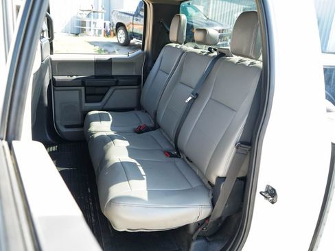 Used 2022 Ford F250 XL w/ Power Equipment Group AWD/4WD image 9