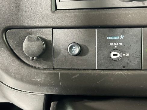 Used 2023 Chevrolet Express 3500 LS image 18