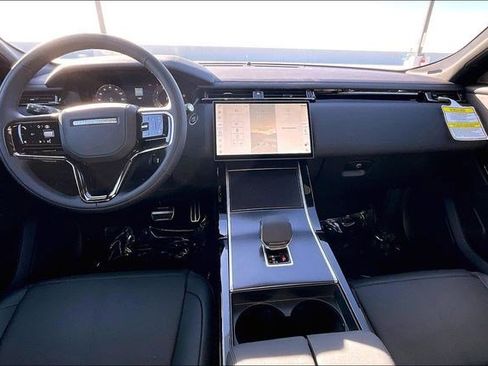 New 2026 Land Rover Range Rover Velar Dynamic SE image 5