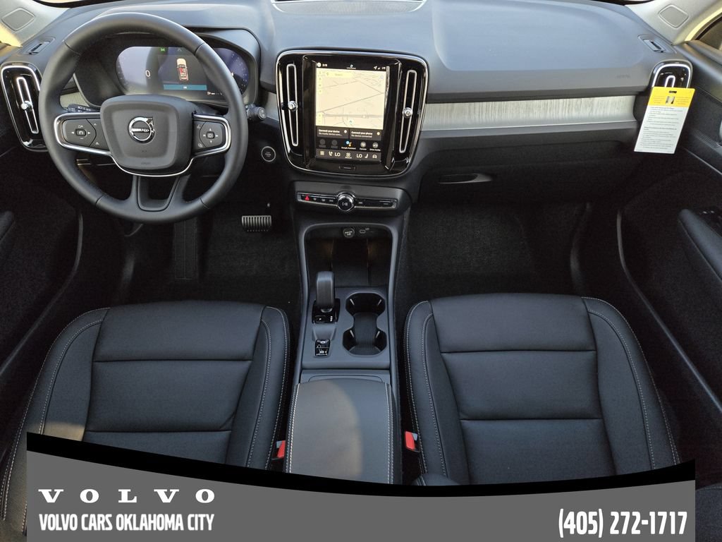 Used 2026 Volvo XC40 B4 Core w/ Protection Package Premier FWD image 25