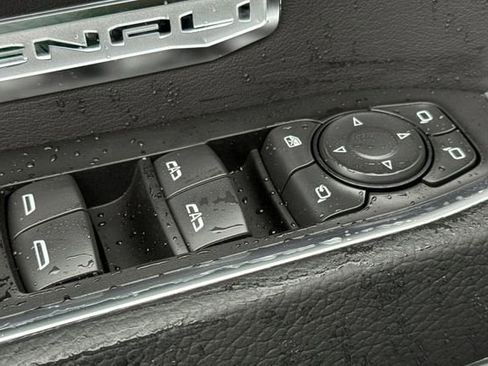 New 2026 GMC Sierra 1500 Denali image 12